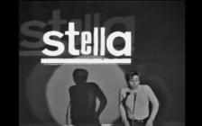 Stella chante "Cauchemar auto-protestateur".